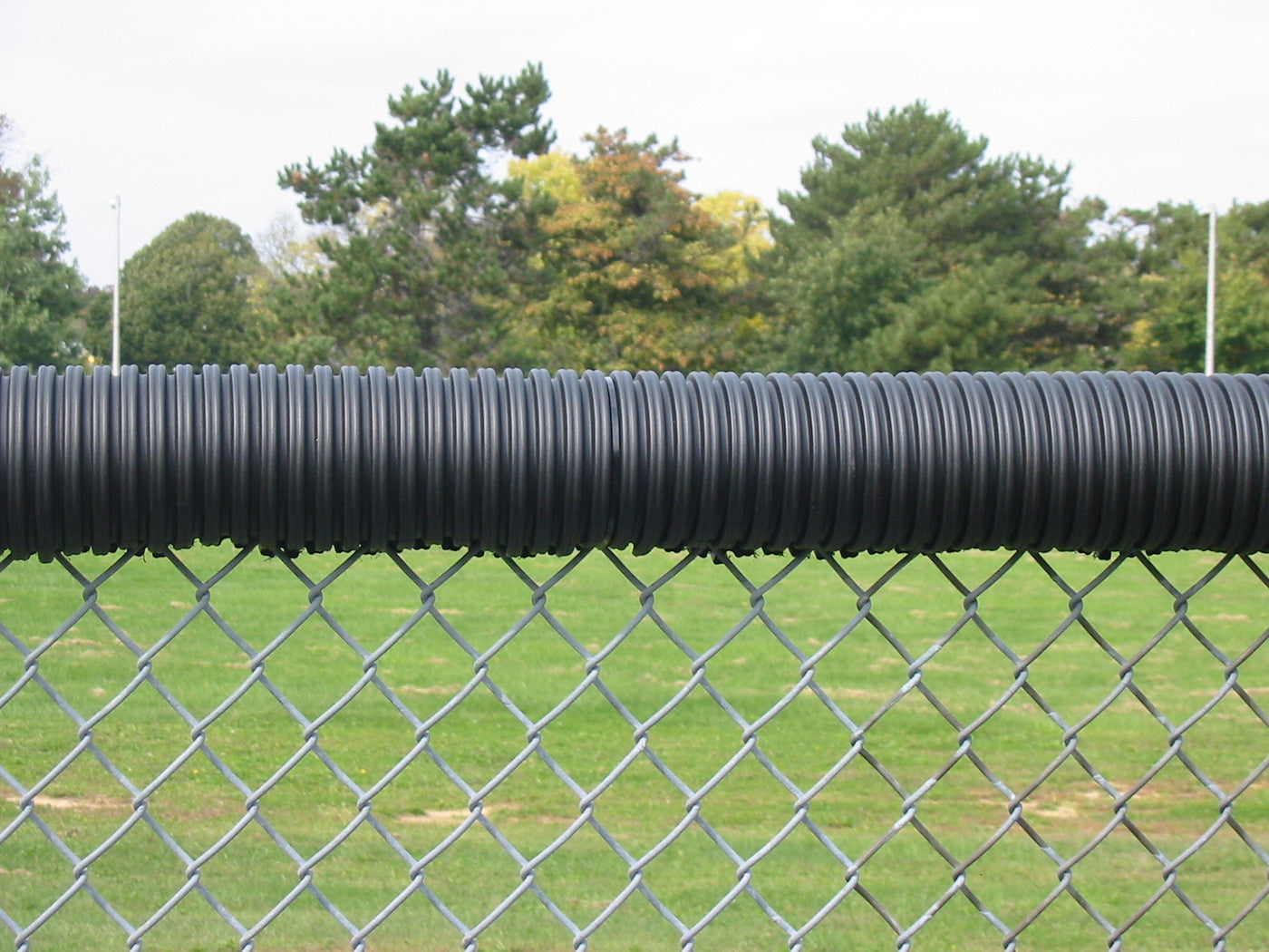 FENCE CROWN - BLACK 100' | 1269949