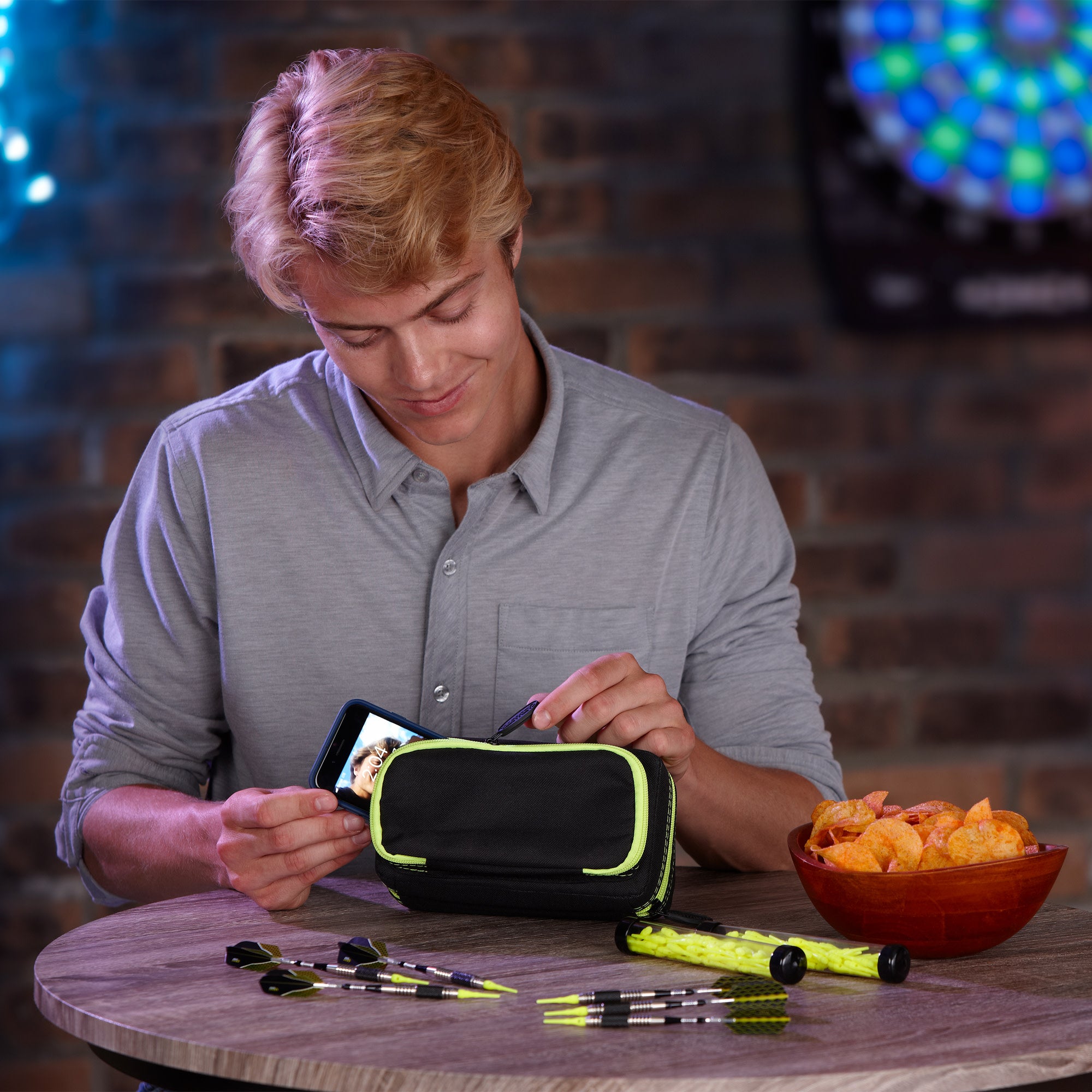 Casemaster Plazma Pro Dart Case Black with Yellow Zipper and Phone Pocket